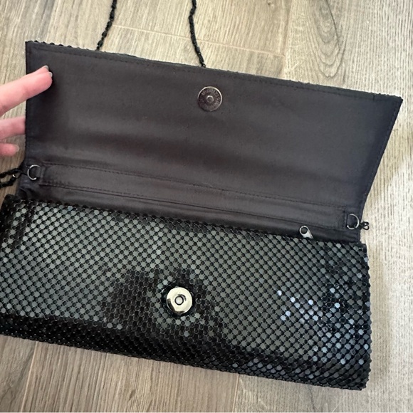90’s Vintage Metal Sequin Clutch - Picture 3 of 5